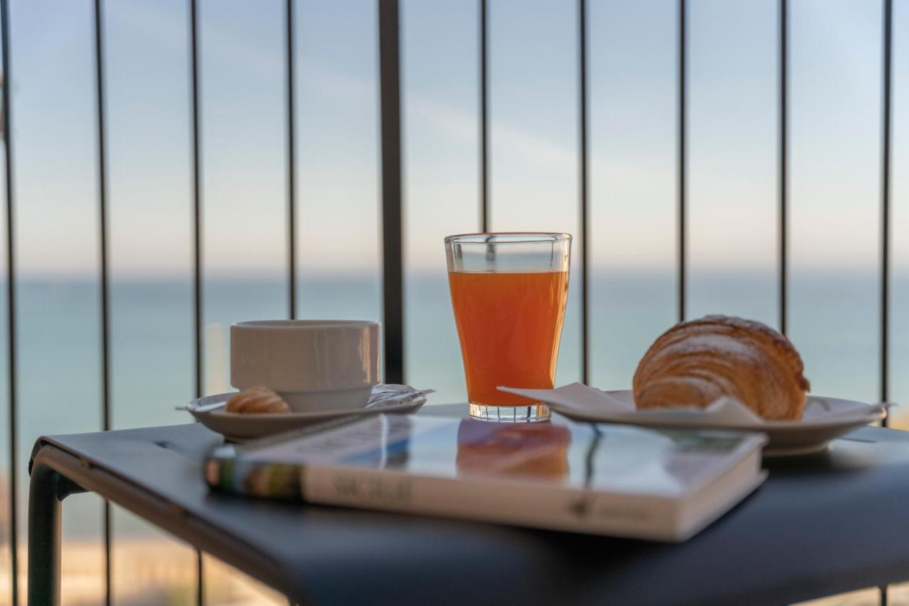 B&B Le Suites Di Costanza Чефалу Экстерьер фото